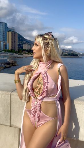 Vika Monaco 